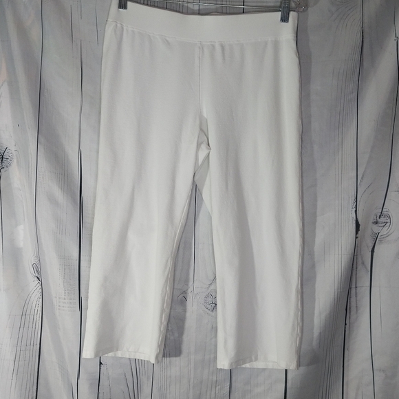Eileen Fisher Pants - Eileen Fisher White Cropped Pull On Minimalist Casual Travel Pants